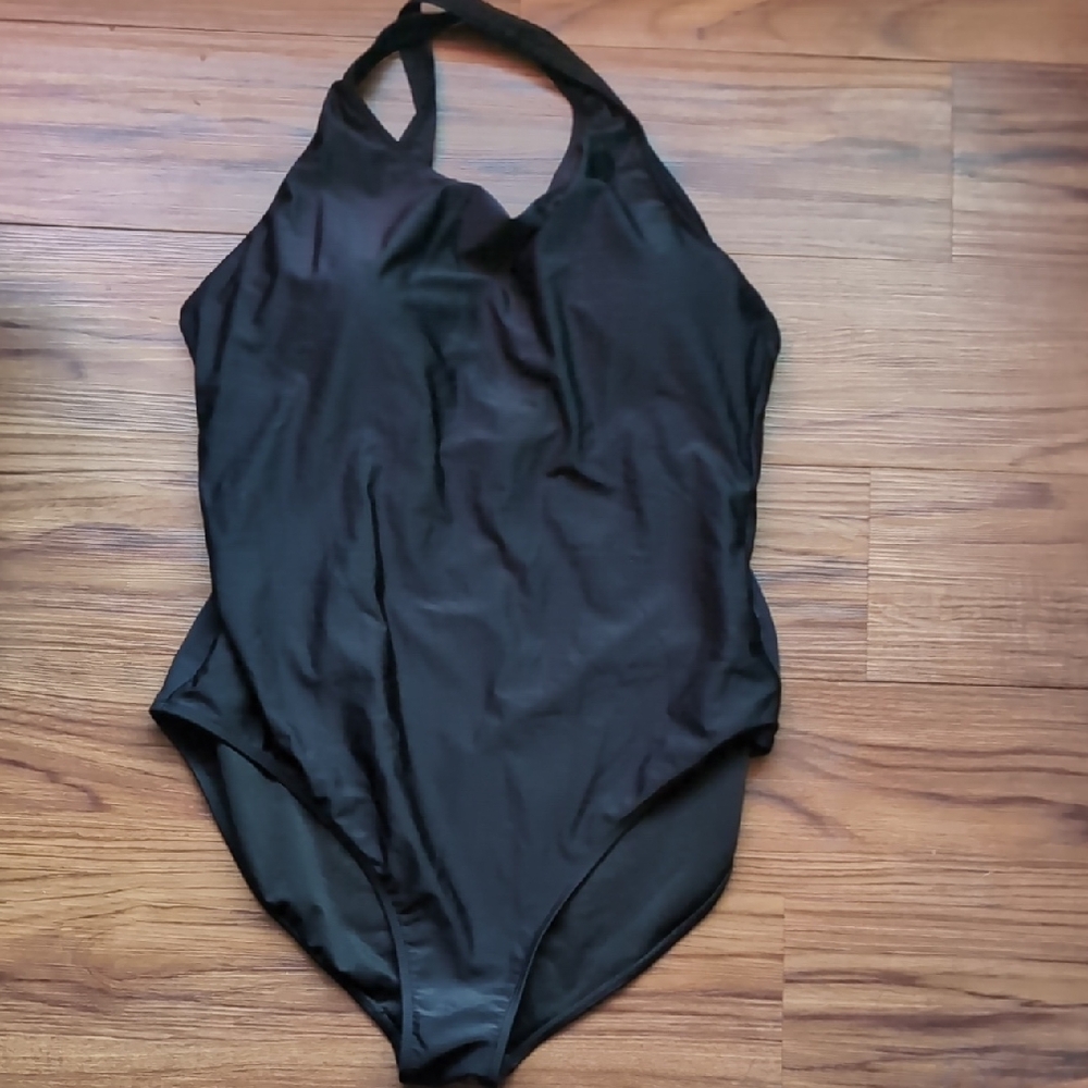 Elegant Black Women's Swimsuit